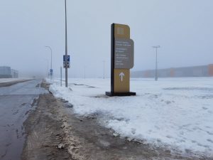 Установка пилонов на территории KRAVT OTEL KAZAN AIRPORT, г. Казань